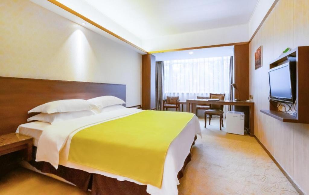 My Pleasant Hotel Шэньчжэнь Экстерьер фото