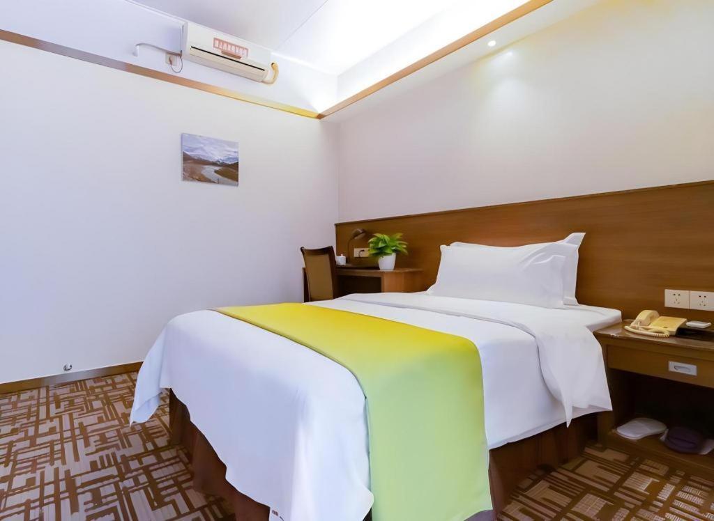 My Pleasant Hotel Шэньчжэнь Экстерьер фото